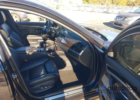 2013 BMW 550I xDrive z USA, uszkodzony, nr VIN WBAFU9C55DDY72843